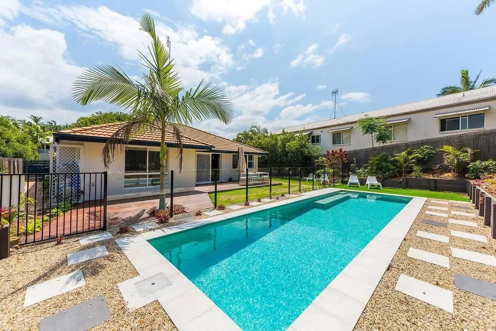 Semesterbostad The Seahaven ~ Family Home With Pool, Pet Friendly Castaways Beach