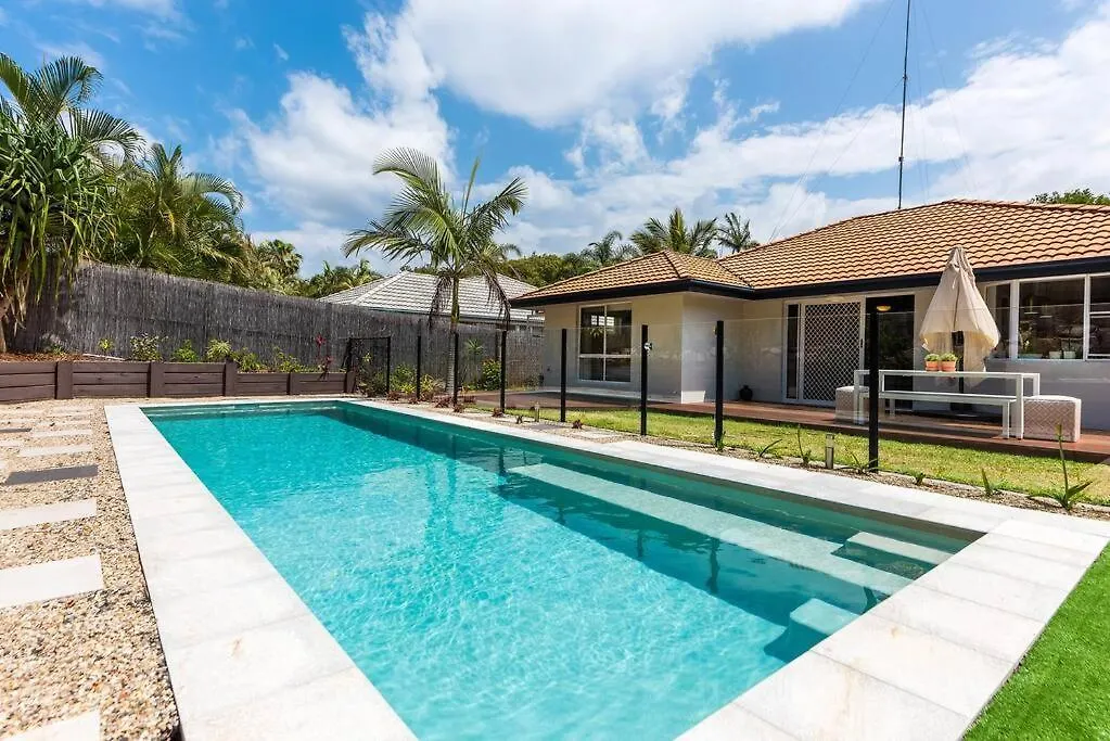 The Seahaven ~ Family Home With Pool, Pet Friendly Castaways Beach Australien